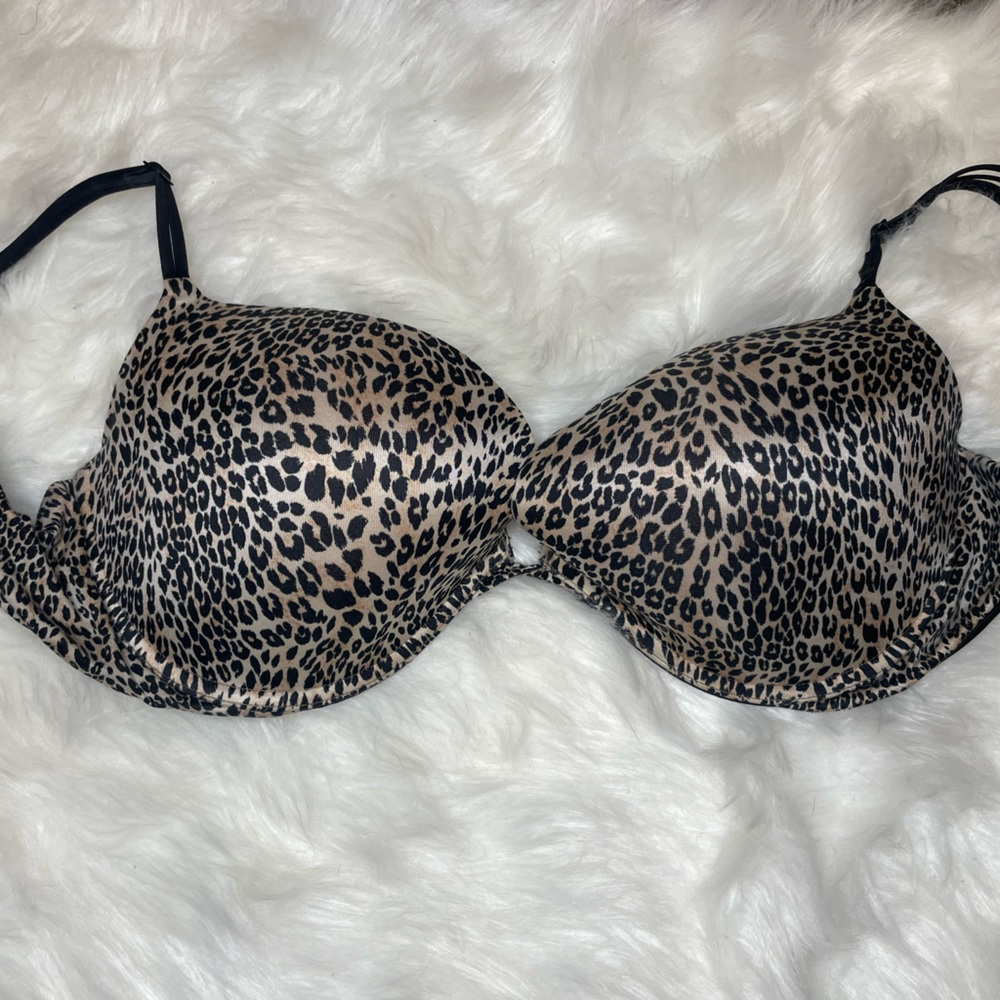 Victoria secret cheetah print bra (38DD)